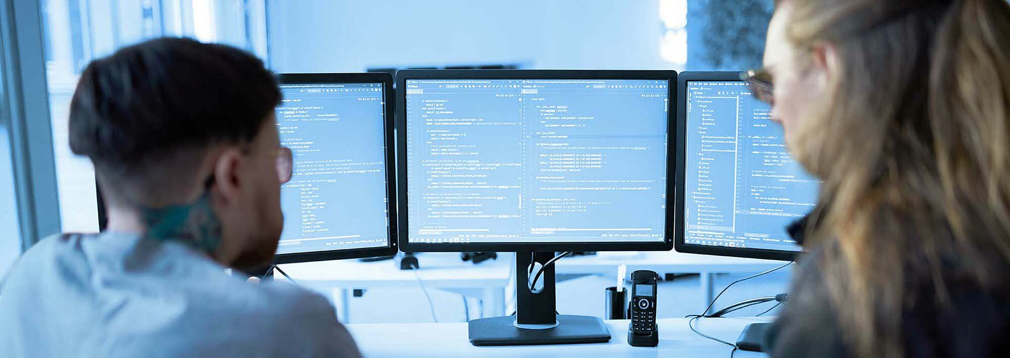 Mitarbeitende von Mail & Media